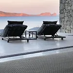 Echoes Milos *