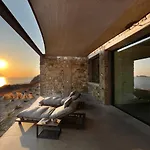 Echoes Milos * Plaka (Milos)