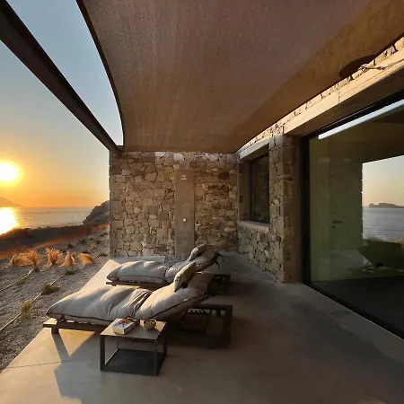 Echoes Milos * Pláka Mílu