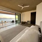 Echoes Milos Appartement *