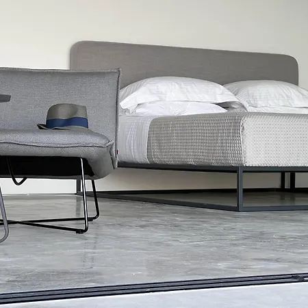 Echoes Milos 아파트 플라카