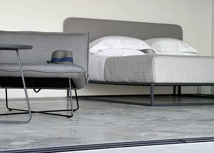 Echoes Milos 아파트 플라카